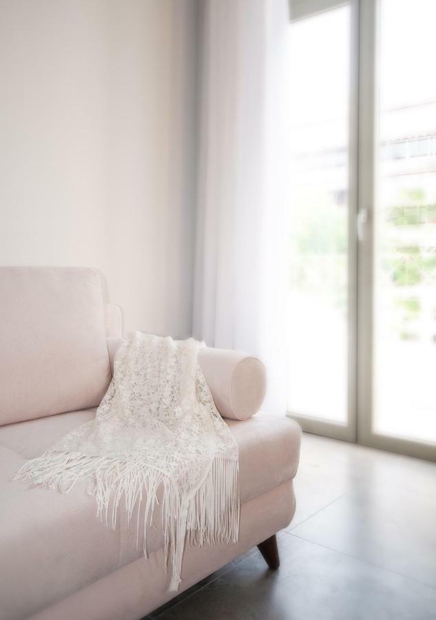 Epavli Boutique Hotel Chrissi Akti Chania Exterior foto