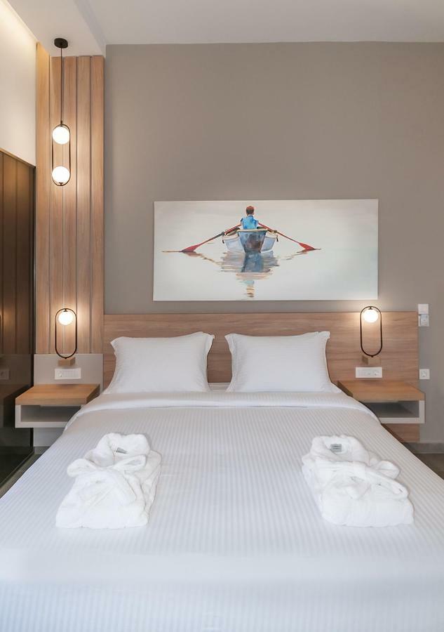 Epavli Boutique Hotel Chrissi Akti Chania Exterior foto