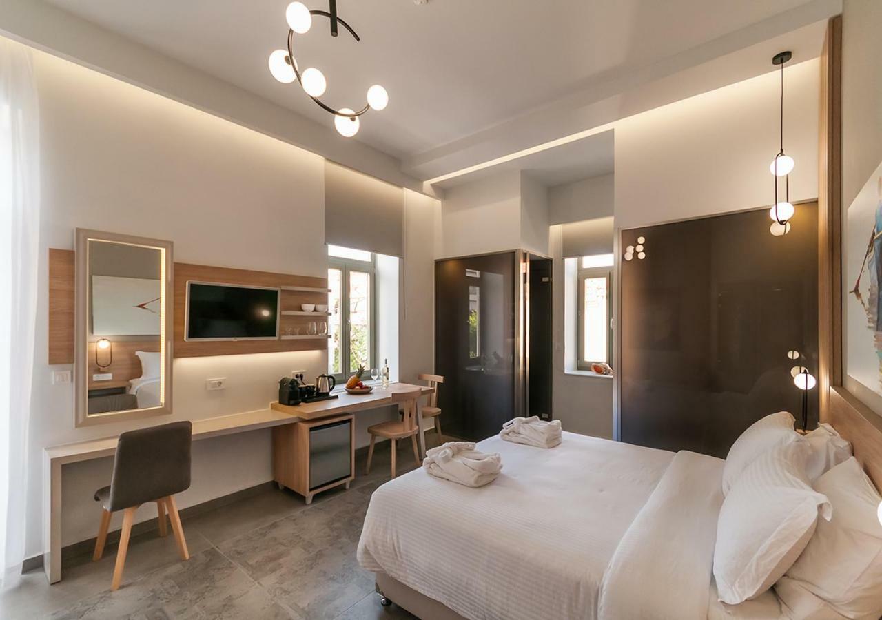 Epavli Boutique Hotel Chrissi Akti Chania Exterior foto