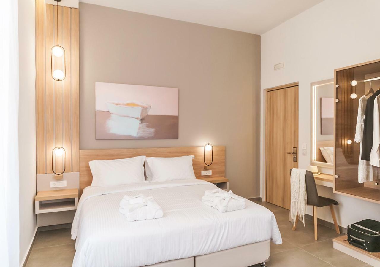Epavli Boutique Hotel Chrissi Akti Chania Exterior foto