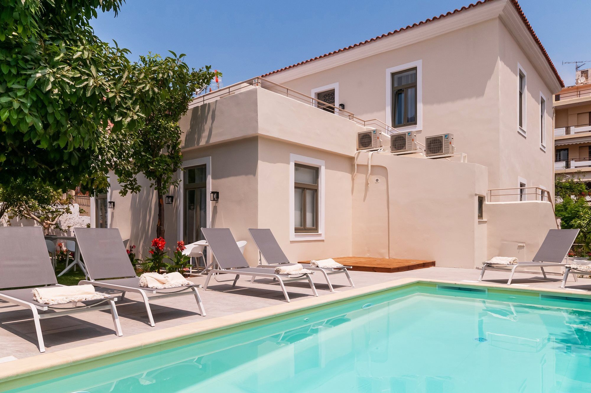 Epavli Boutique Hotel Chrissi Akti Chania Exterior foto